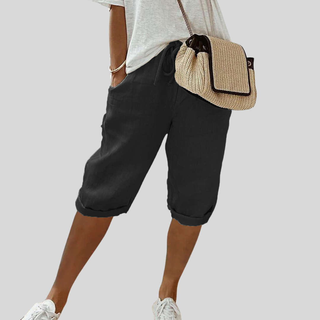 Immy | Flowing Shorts with Elastic Waist – Black
