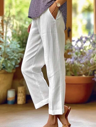 Rosalie | Straight Leg Pants in Light Fabric – White