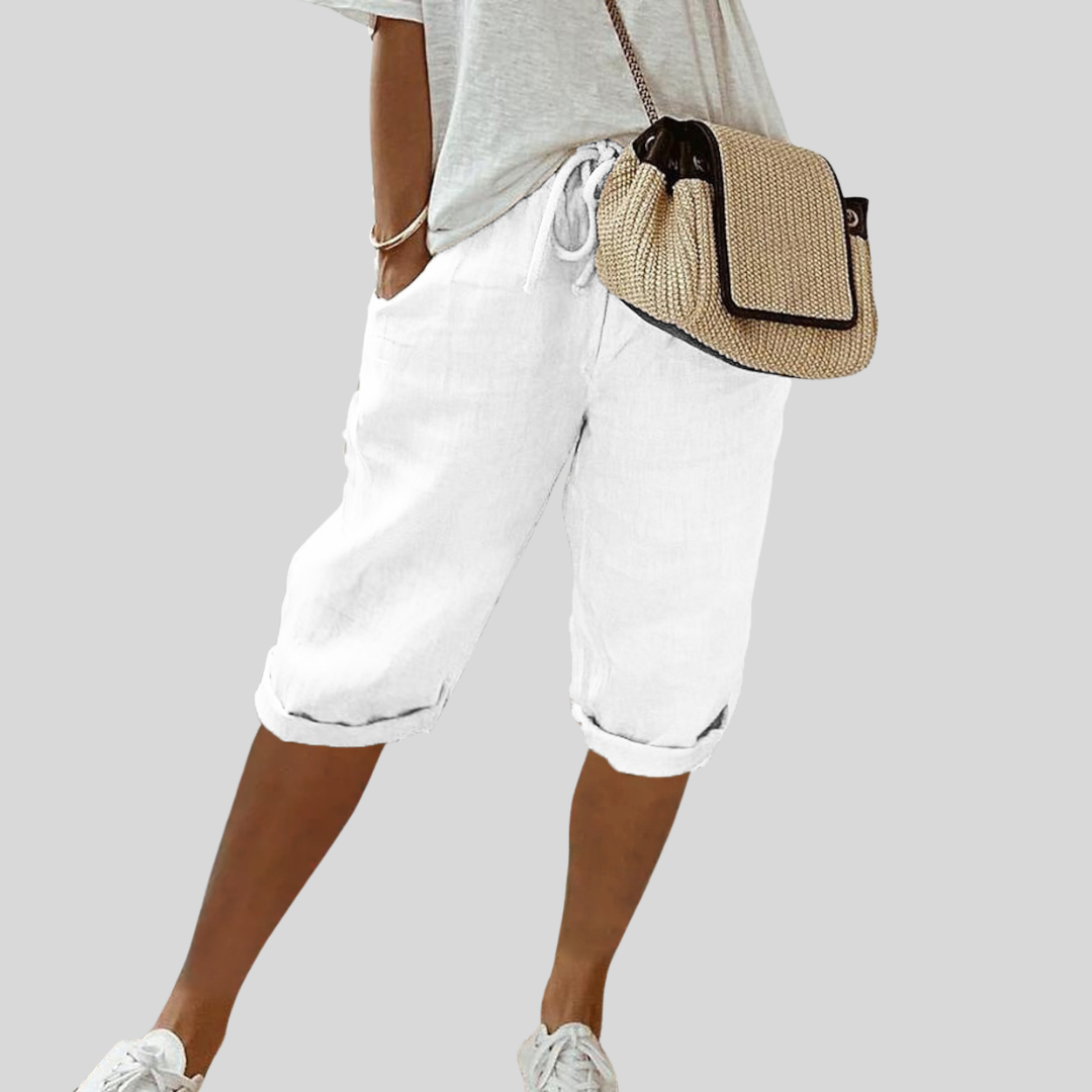 Immy | Flowing Shorts with Elastic Waist – White