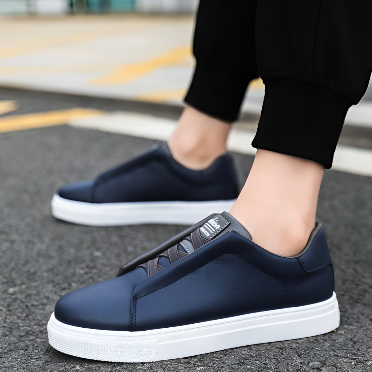 Ezra | Classic Vegan Everyday Sneakers