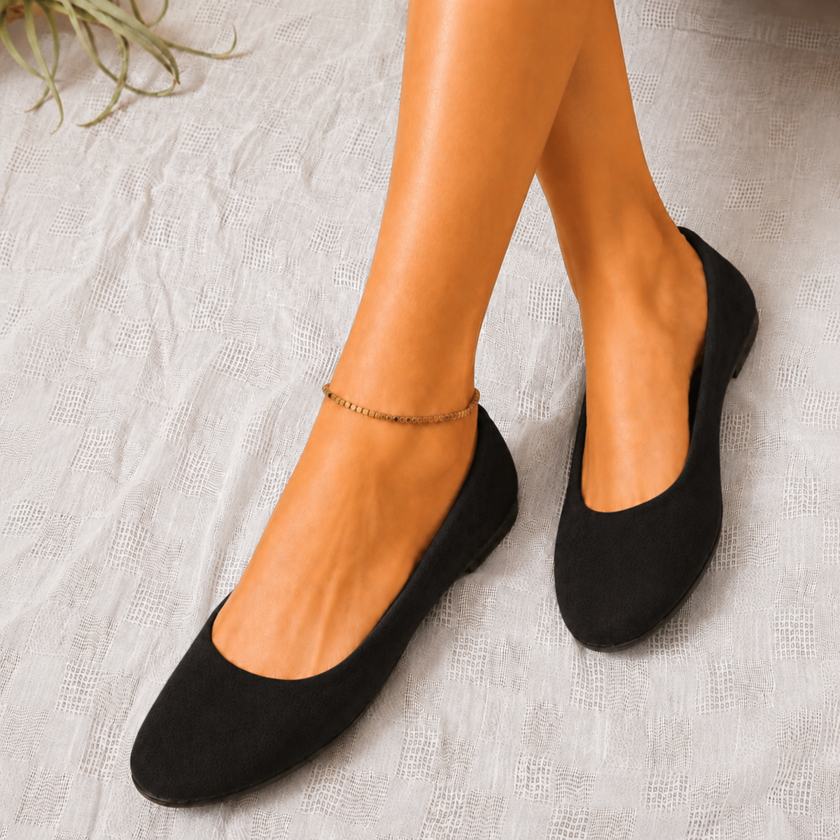 Clemence | Classic Round Toe Ballet Flats – Black