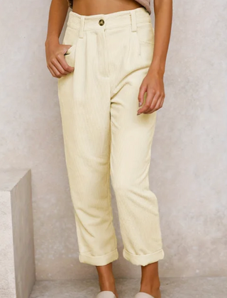Nellie | Timeless Relaxed Casual Pants – Off White