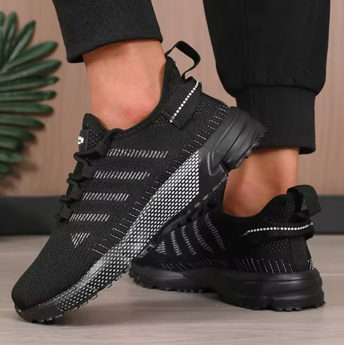 Ewan | Breathable Lightweight Sneakers with Non-Slip Sole – Black