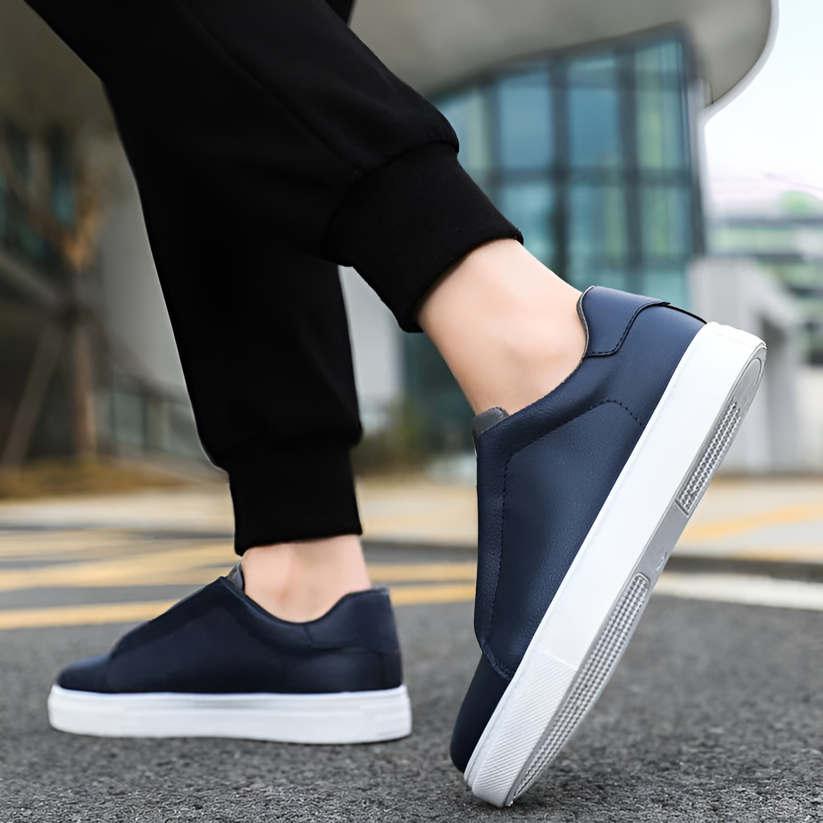Ezra | Classic Vegan Everyday Sneakers