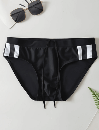 Lyle | Mid-Rise Swim Briefs with Colour Block Design – Black