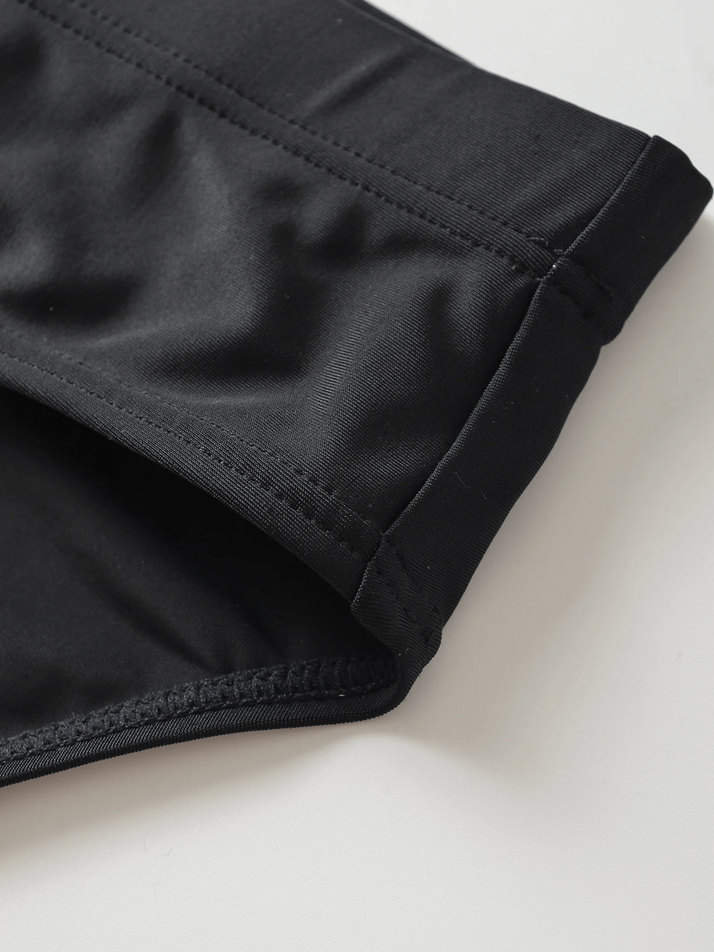 Lyle | Mid-Rise Swim Briefs with Colour Block Design