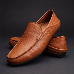 Orson | Grained Leather Laceless Moccasins – Chestnut